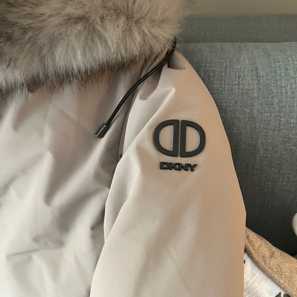 DNKY Jacket - Picture 3 of 4